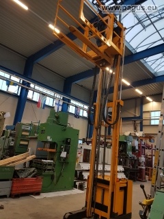 JUNGHEINRICH Stapler