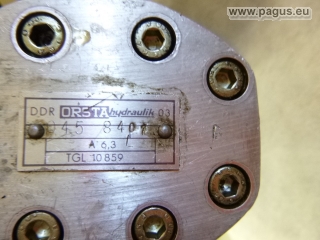 ORSTA Dreifach-Hydraulikpumpe
