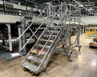 Günzburger Steigtechnik Plattformtreppe