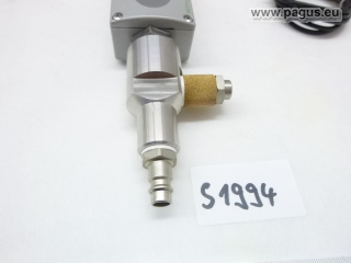 E + E electronics dew point measuring device