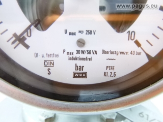 WIKA Druckmessgerät mit Kontakteinrichtung