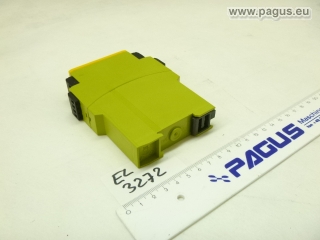 Przekaźnik bezpieczeństwa PILZ