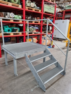 Zarges Plattformtreppe