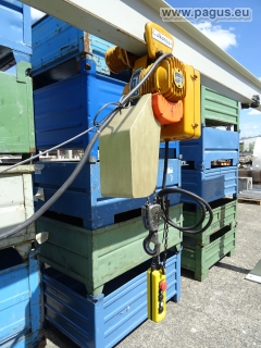 BALKANCAR Portalkran mit Kettenzug