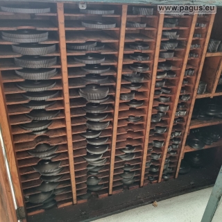 Mikron Zahnradfräsmaschine