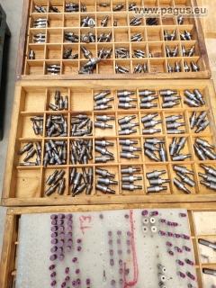 Tripet Präzisions-Rundschleifmaschine-CNC