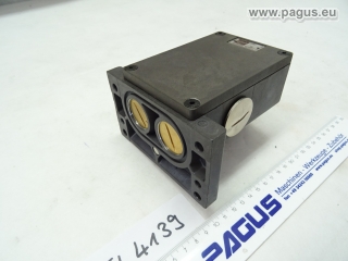 EUCHNER Reihengrenztaster