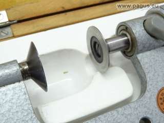 Feinmess. Suhl Bügelmessschraube mit Teller