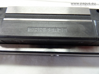 THK Linearführungswagen mit Schiene