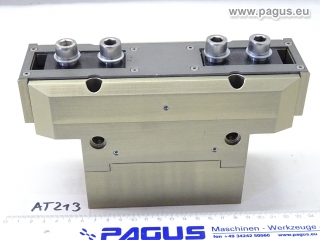 SCHUNK universal gripper