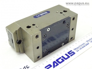 SCHUNK universal gripper