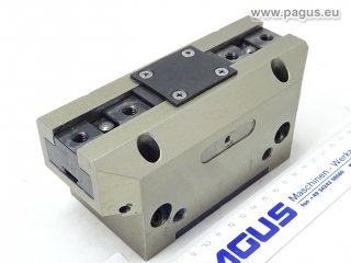 SCHUNK universal gripper