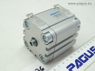 FESTO Kompaktzylinder