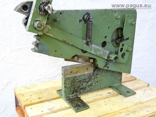 NOSSENER MASCHINENBAU Profilstahlschere