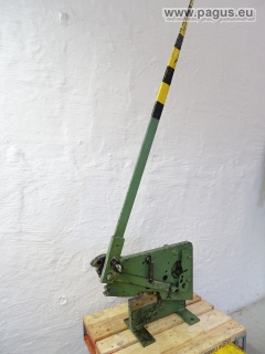 NOSSENER MASCHINENBAU Profilstahlschere