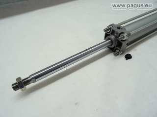 SMC Pneumatikzylinder