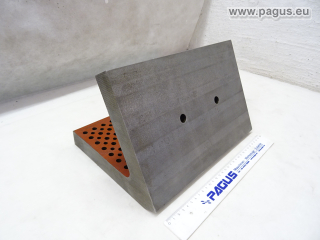 PAGUS clamping angle