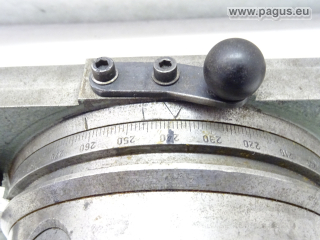 PAGUS Rundtisch, mit Vierbackenfutter