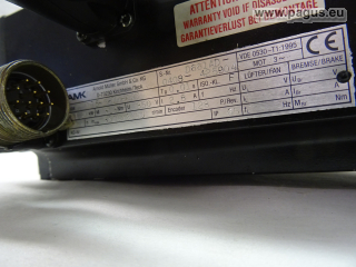 AMK Servomotor mit Getriebe