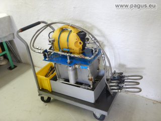 REMS Prüfpumpe mit Tank
