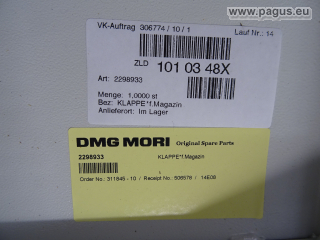 DMG MORI Magazinklappe