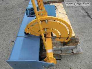 DEMAG Säulenschwenkkran mit Laufkatze 80 kg