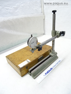 PAGUS Universal-Messstativ, mit Messuhr