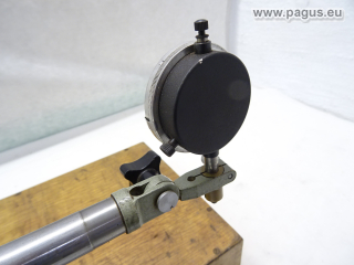 PAGUS Universal-Messstativ, mit Messuhr