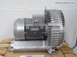 GARDNER-DENVER vacuum pump