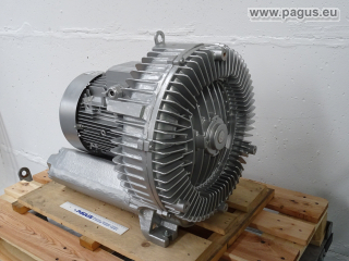 GARDNER-DENVER vacuum pump