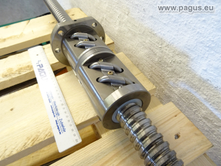 NSK Kugelgewindespindel mit Mutter