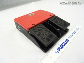 BERNSTEIN zweipedaliger Fußschalter