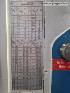 VEB Leit- und Zugspindeldrehmaschine