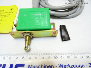 Robotron z byłych mikrotasterów