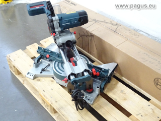 BOSCH Kapp- und Gehrungssäge mit Arbeitstisch