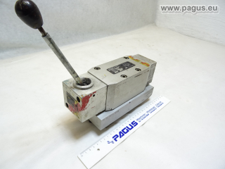 ORSTA Wegeventil, handgesteuert