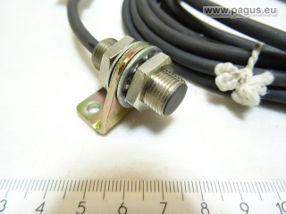 BALLUFF induktiver Näherungsensor