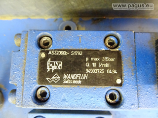 BOSCH hydraulischer Steuerblock