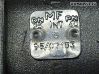 Kran trójdrożny AMG