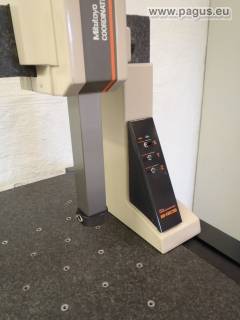 MITUTOYO Messmaschine