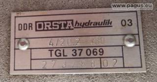 ORSTA Doppelhydraulikpumpe