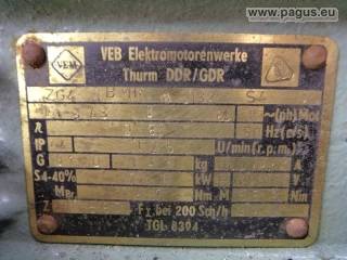 Getriebemotor mit Bremse 7,5 kW 125 U/min