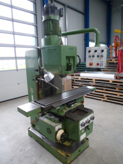 AUERBACH Fräsmaschine