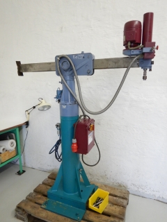 DONAU radial drilling machine