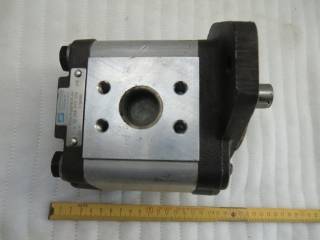 COMMERCIAL / INTERTECH Hydraulikpumpe