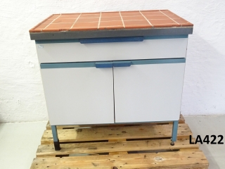 MLW laboratory cabinet with worktop