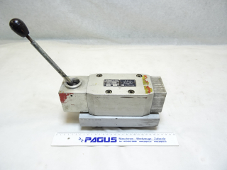 ORSTA Wegeventil, handgesteuert