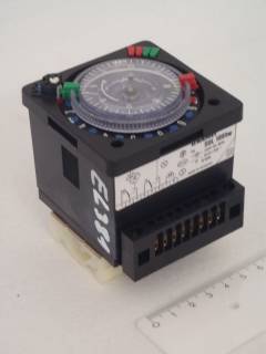 THEBEN Analoge Schaltuhr