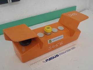 SQUARE D Zweihand-Maschinensteuerung